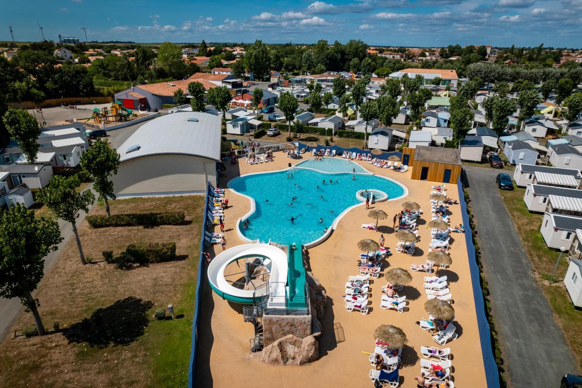 Отель Camping Maeva Club L'Atlantique Angles  Экстерьер фото
