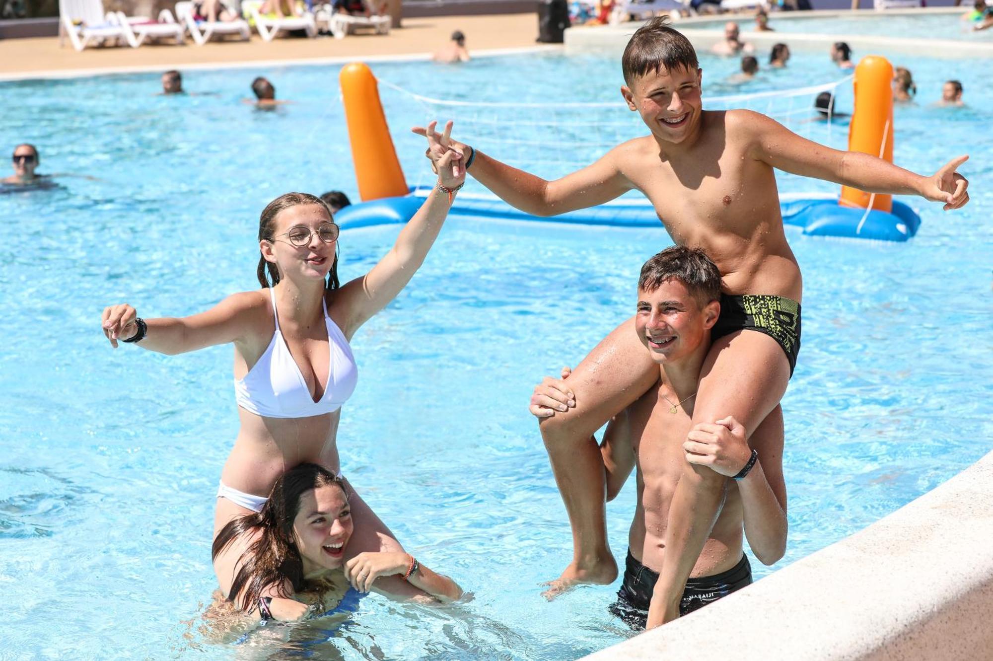 Отель Camping Maeva Club L'Atlantique Angles  Экстерьер фото