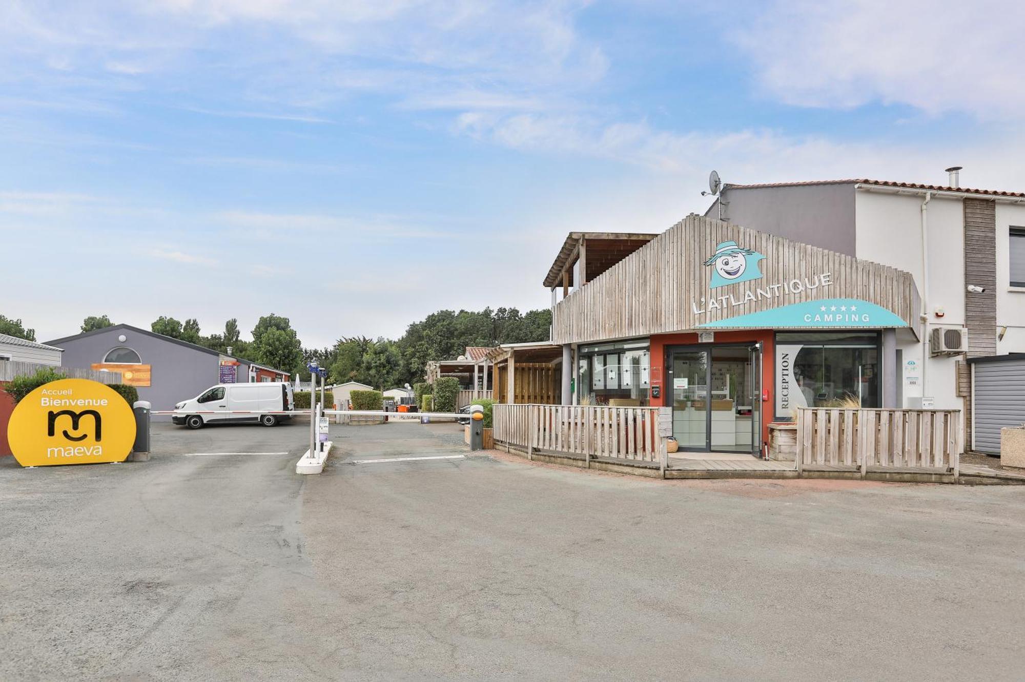 Отель Camping Maeva Club L'Atlantique Angles  Экстерьер фото