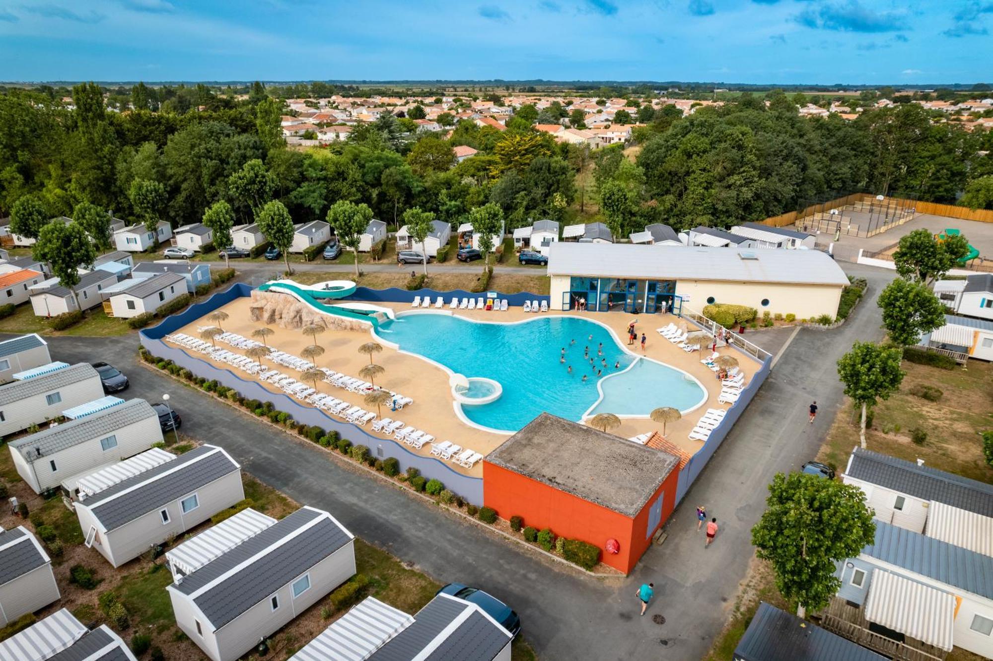 Отель Camping Maeva Club L'Atlantique Angles  Экстерьер фото